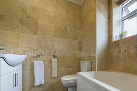 20 Abel Close, Hemel Hempstead, HP2 4BL