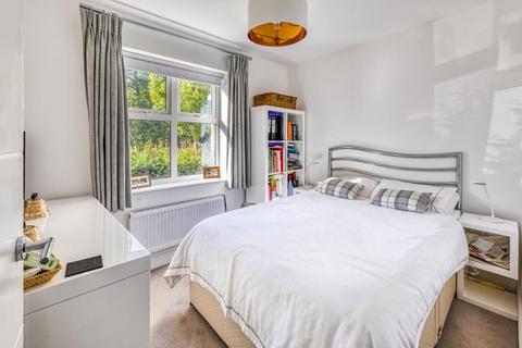 Flat 7, Chambord House Queenswood Crescent, Englefield Green, Egham, TW20 0AT