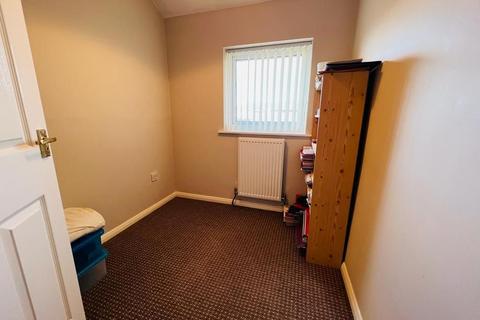 28 Bowthorpe Close, Northampton, NN3 3EJ