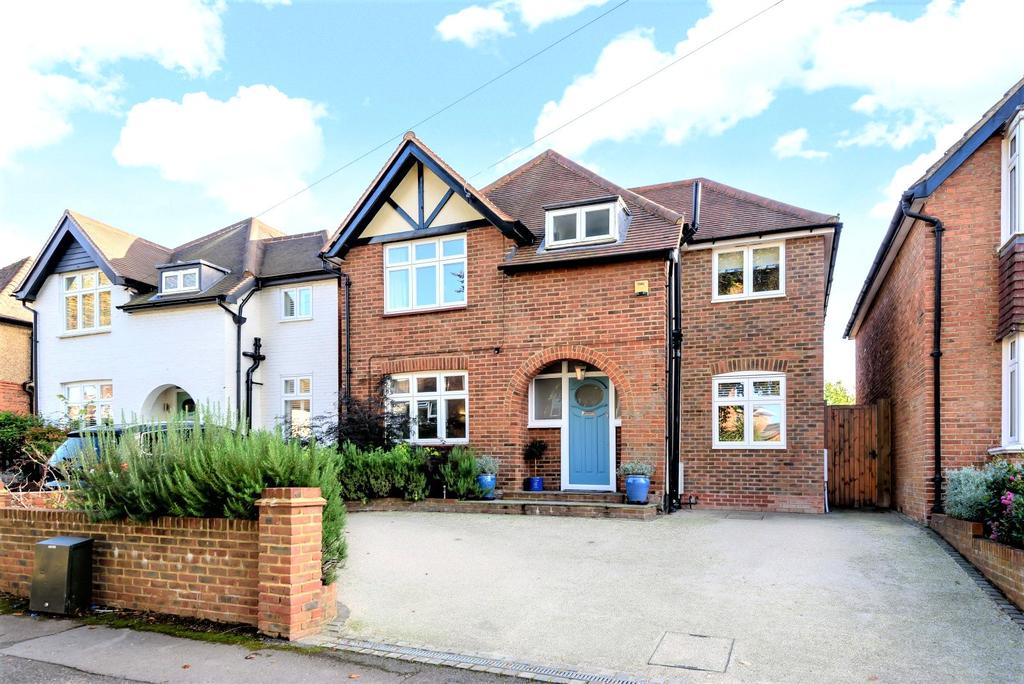 Josephs Road, Guildford, GU1 4 bed detached house £1,100,000