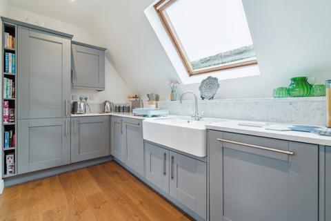 The Penthouse, 62 Tay Street, Perth, PH2 8NN