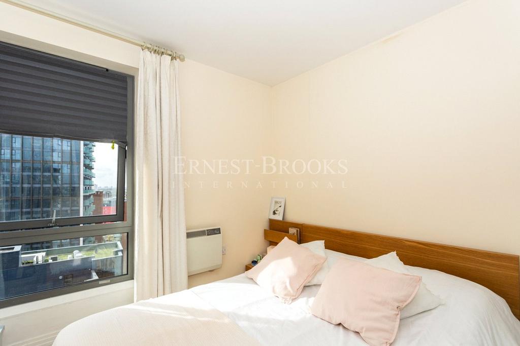 Trentham Court, Victoria Road, North... 1 bed apartment £275,000