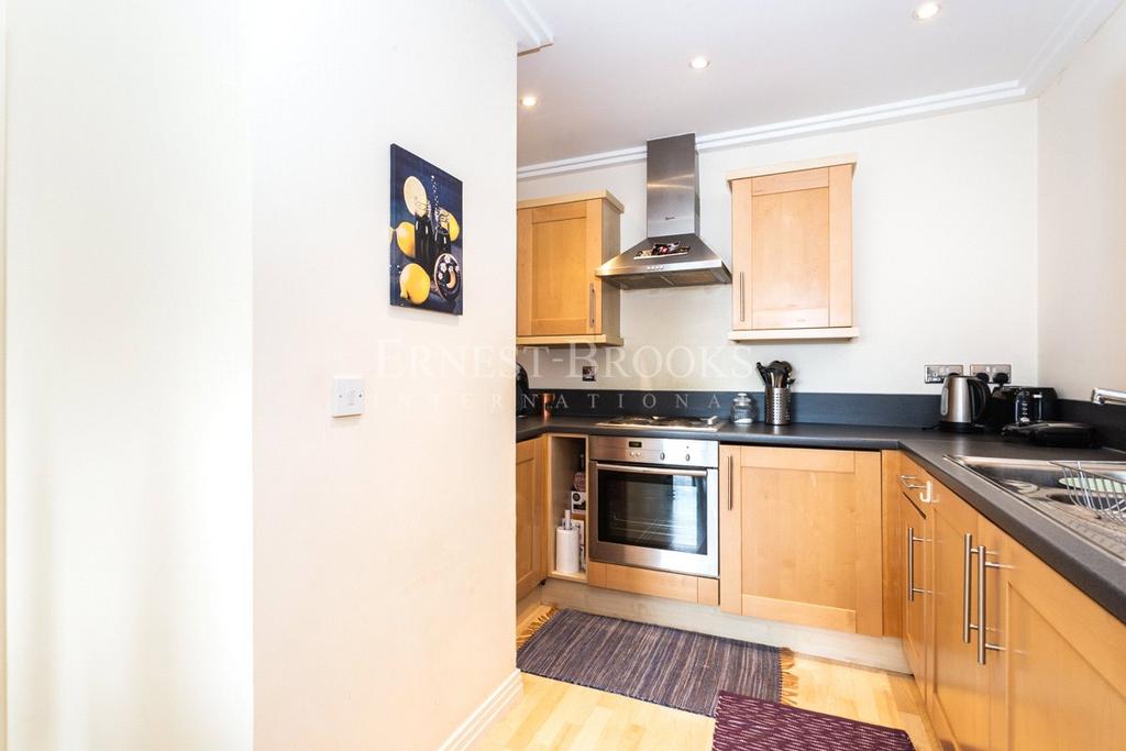 Trentham Court, Victoria Road, North... 1 bed apartment £275,000