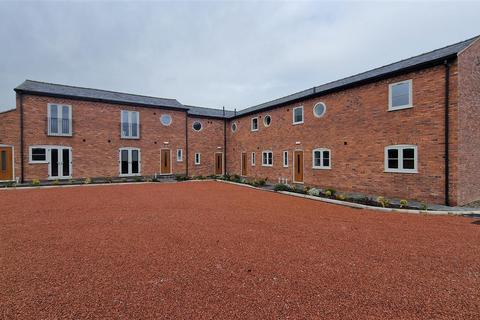 3 bedroom mews to rent, Woodbank Barns Apartment 9, Ways Green, Winsford