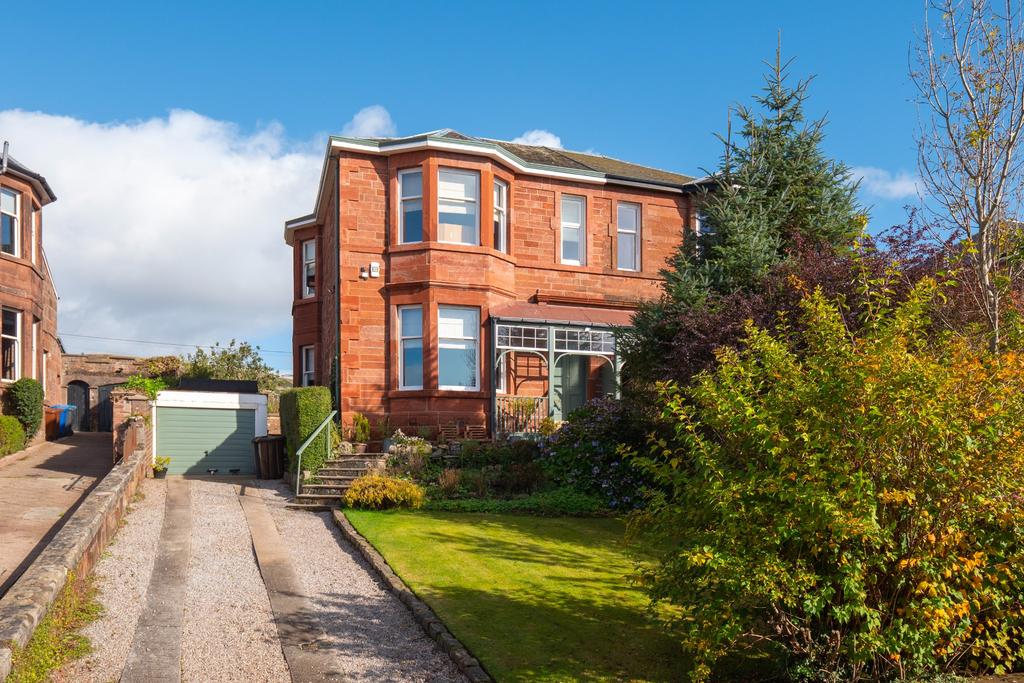 Mount Pleasant Drive, Old Kilpatrick, Glasgow, G60 5HJ 4 bed semi