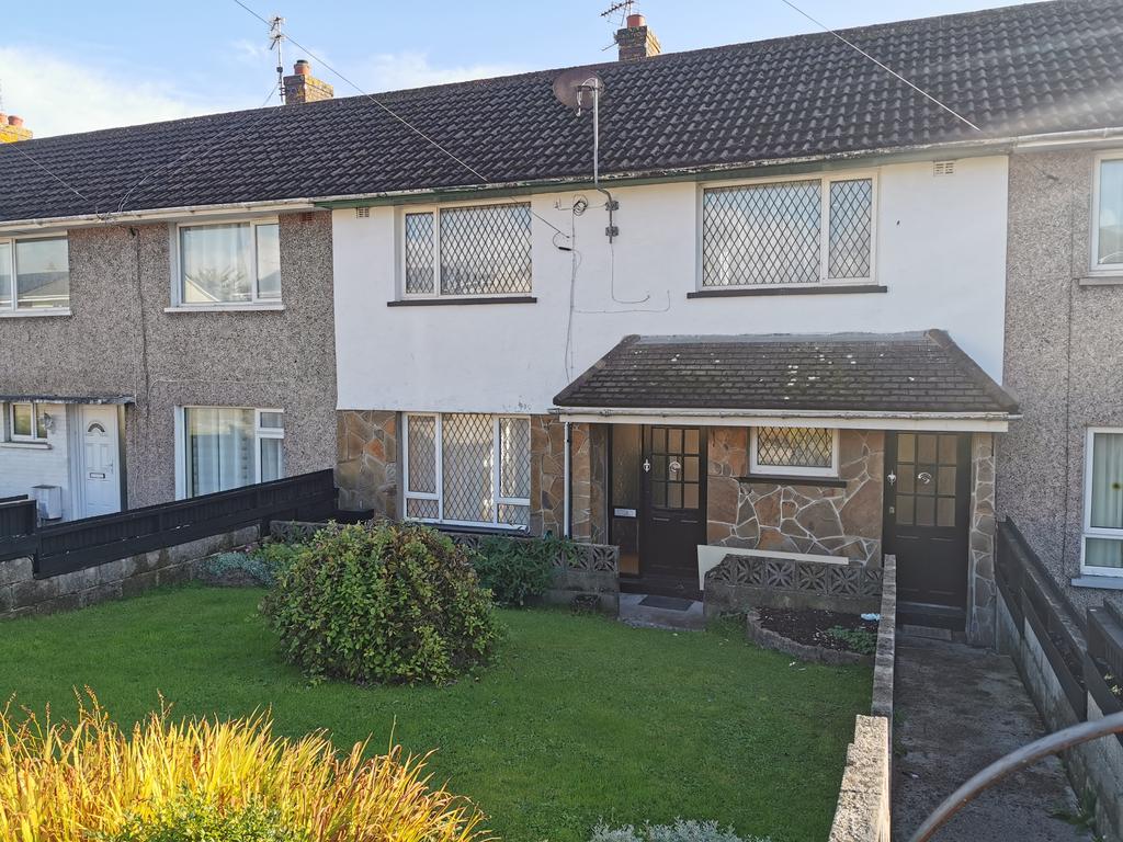 Meadow Avenue, Kenfig Hill CF33 3 bed terraced house for sale £155,000