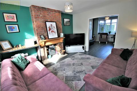 3 bedroom semi-detached house for sale, Wallingford Road, Davyhulme