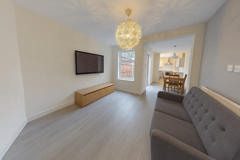 undefined, 117 Rothesay Avenue, Nottingham, NG7 1PW