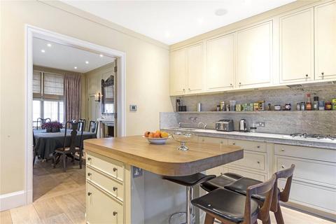 5 bedroom mews to rent - Lyall Mews, Belgravia, London, SW1X