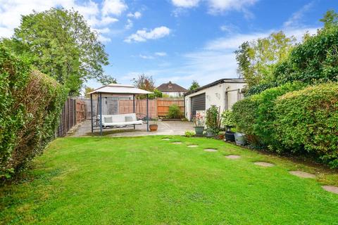 36 Lindsay Road, Worcester Park, KT4 8LE