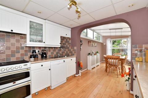 36 Lindsay Road, Worcester Park, KT4 8LE