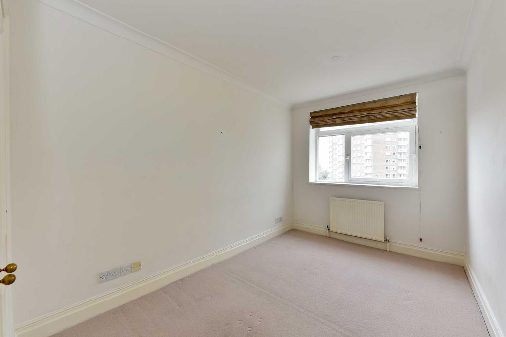 Apartment in London - View 5
