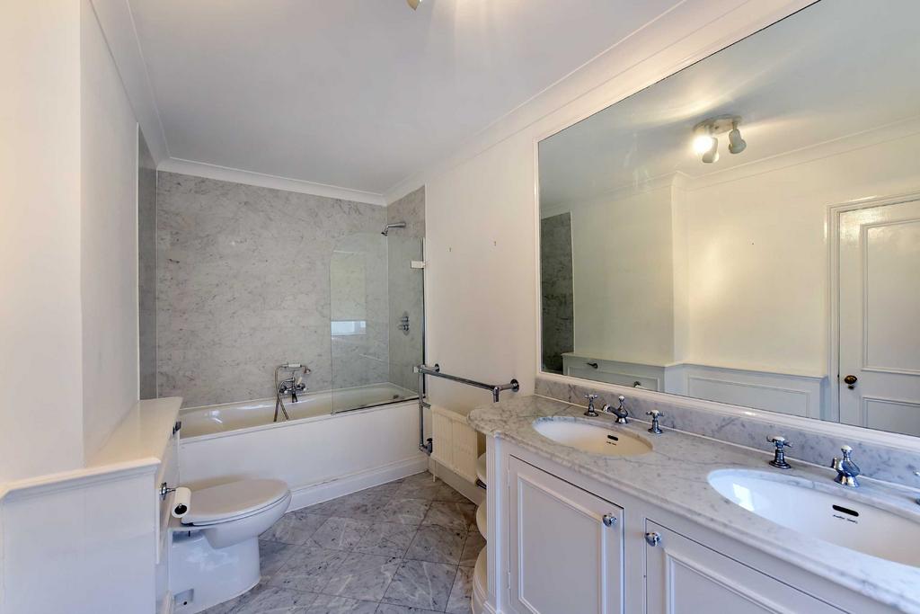 Apartment in London - More