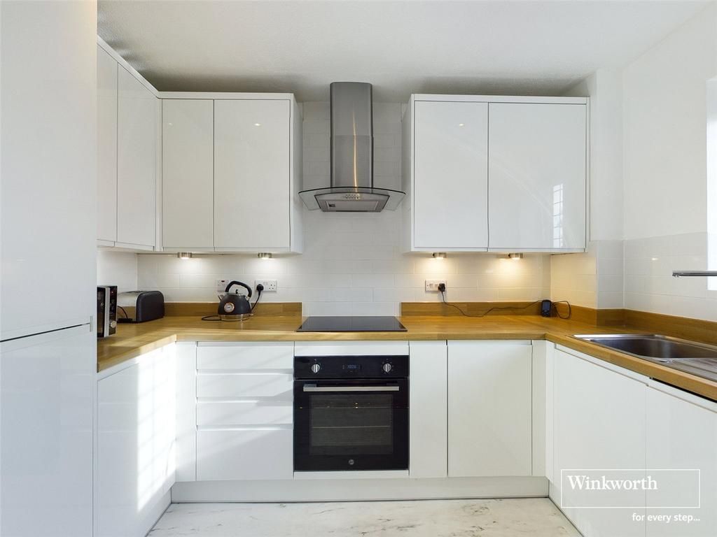 Measham Way, Lower Earley, Reading... 1 bed £1,050 pcm (£242 pw)