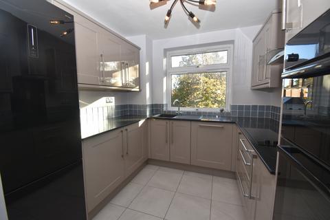 3 bedroom duplex to rent, Northumberland Court, Northumberland Road, Leamington Spa, CV32