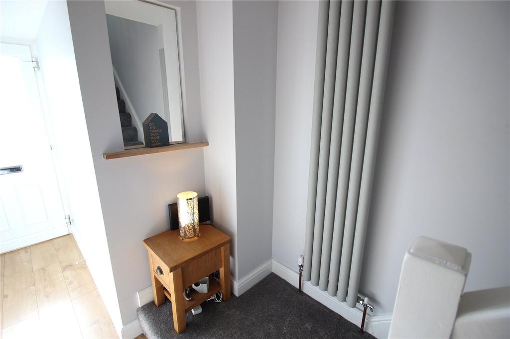 Elmore Road, LeeOnTheSolent, Hampshire, PO13 4 bed terraced house