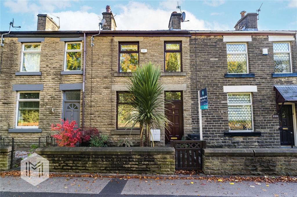 Turton Road, Bradshaw, Bolton, BL2 2 bed terraced house £190,000