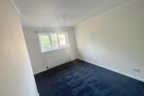 2 bedroom terraced house to rent, 11 Hillbrook Close,Waunarlwydd,Swansea