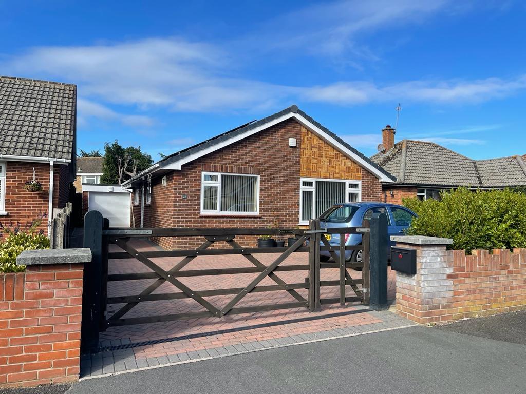 Norman Road, Blackfield, Southampton, Hampshire, SO45 3 bed detached