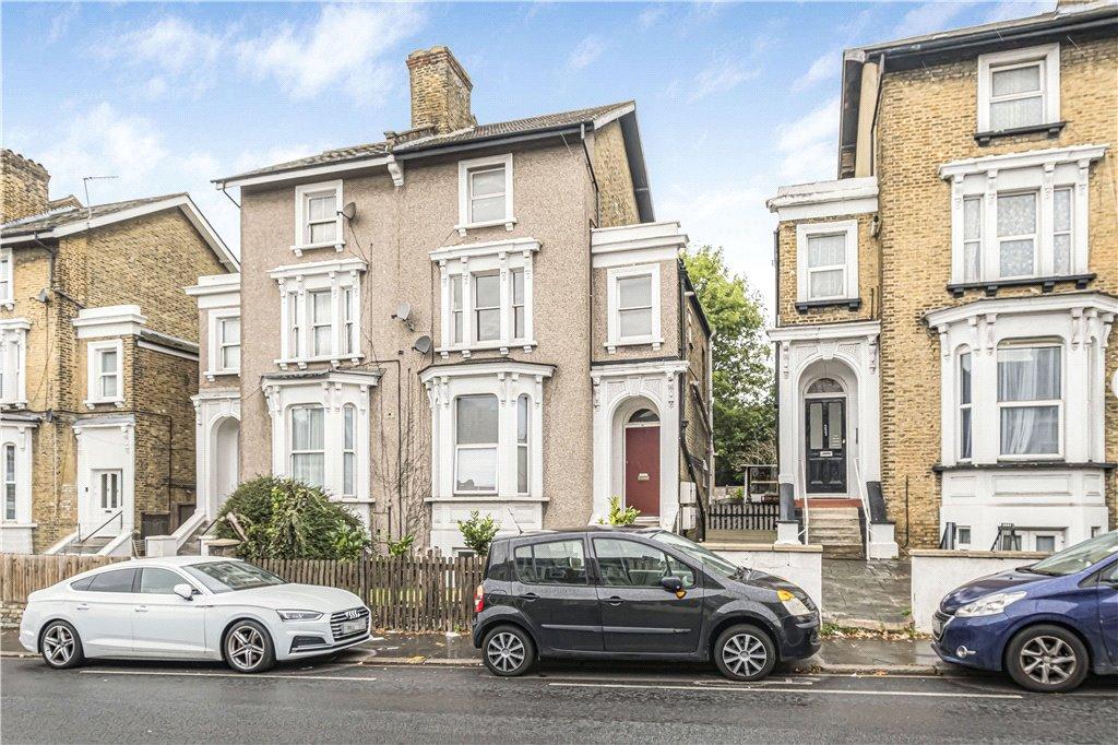 Whitehorse Lane, London, SE25 1 bed apartment for sale £180,000