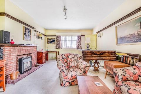 59 Blakes Lane, New Malden, KT3 6NS