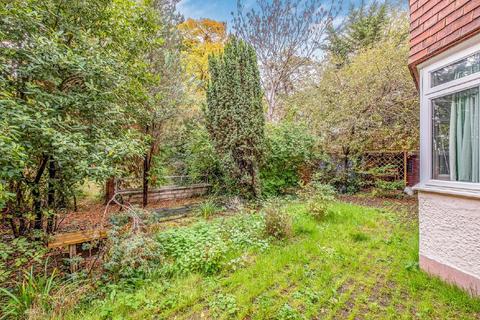 59 Blakes Lane, New Malden, KT3 6NS