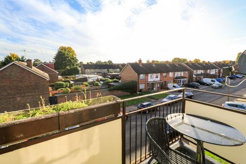 16 Steward Close, Cheshunt, Waltham Cross, EN8 8UW