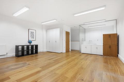 Office to rent, 3 Young's Buildings, London, EC1V 9DB