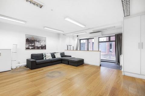 Office to rent, 3 Young's Buildings, London, EC1V 9DB