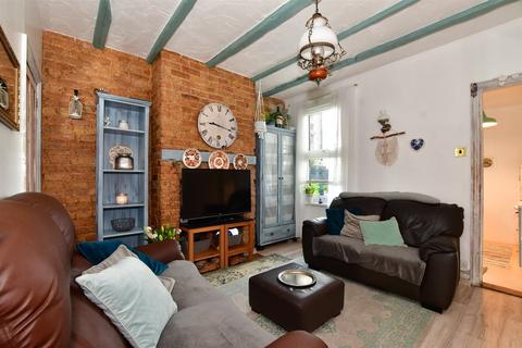 3 bedroom terraced house for sale - Malling Road, Snodland, Kent