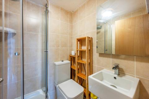 Flat 20, Springfield Court Springfield Road, Kingston Upon Thames, KT1 2SB