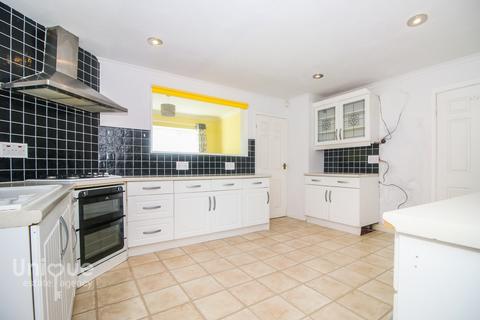319 Blackpool Old Road, Poulton-le-fylde, FY6 7QZ