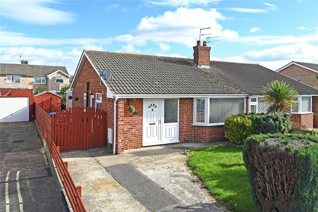 Eastfield Court, Badger Hill, York, YO10 2 bed bungalow £259,995