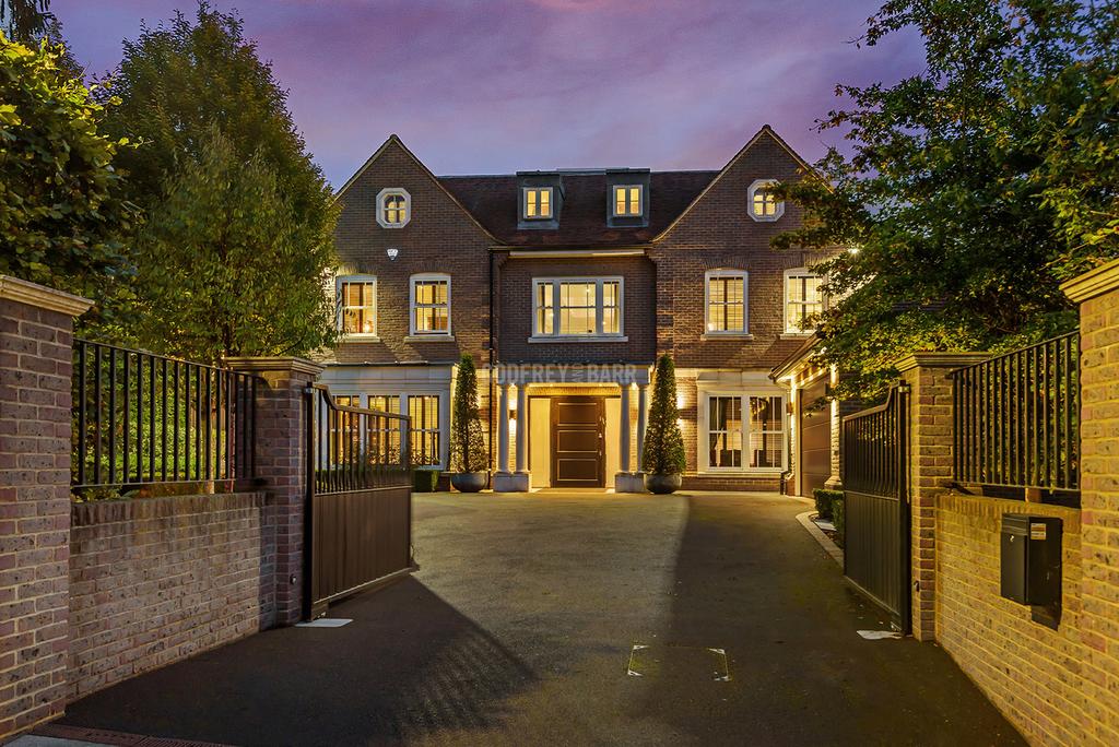 Mill HIll NW7 7 bed detached house for sale £5,650,000