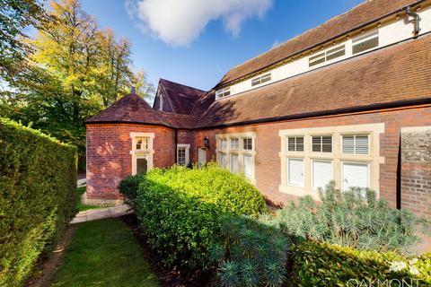 Myers Court, The Galleries, Warley, Brentwood