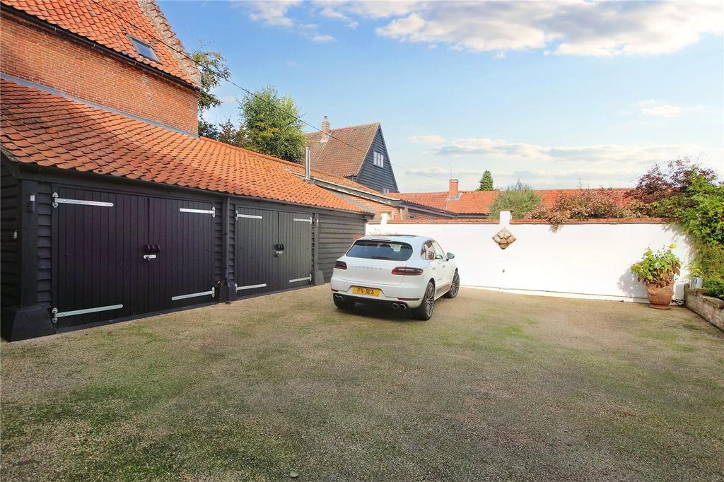 Garage &amp; Drive