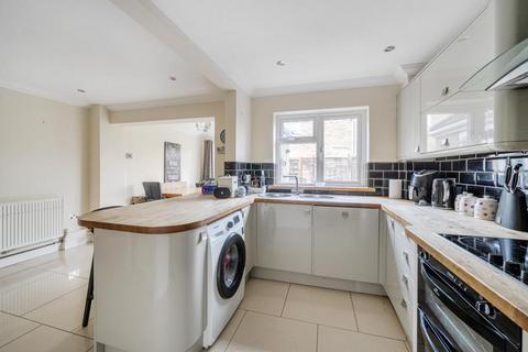 undefined, Burns Walk,  Thatcham,  RG18