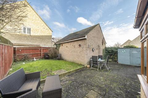 85 Eton Close, Witney, OX28 3GB