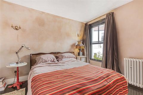 14 Kenmure Road, London, E8 1JU