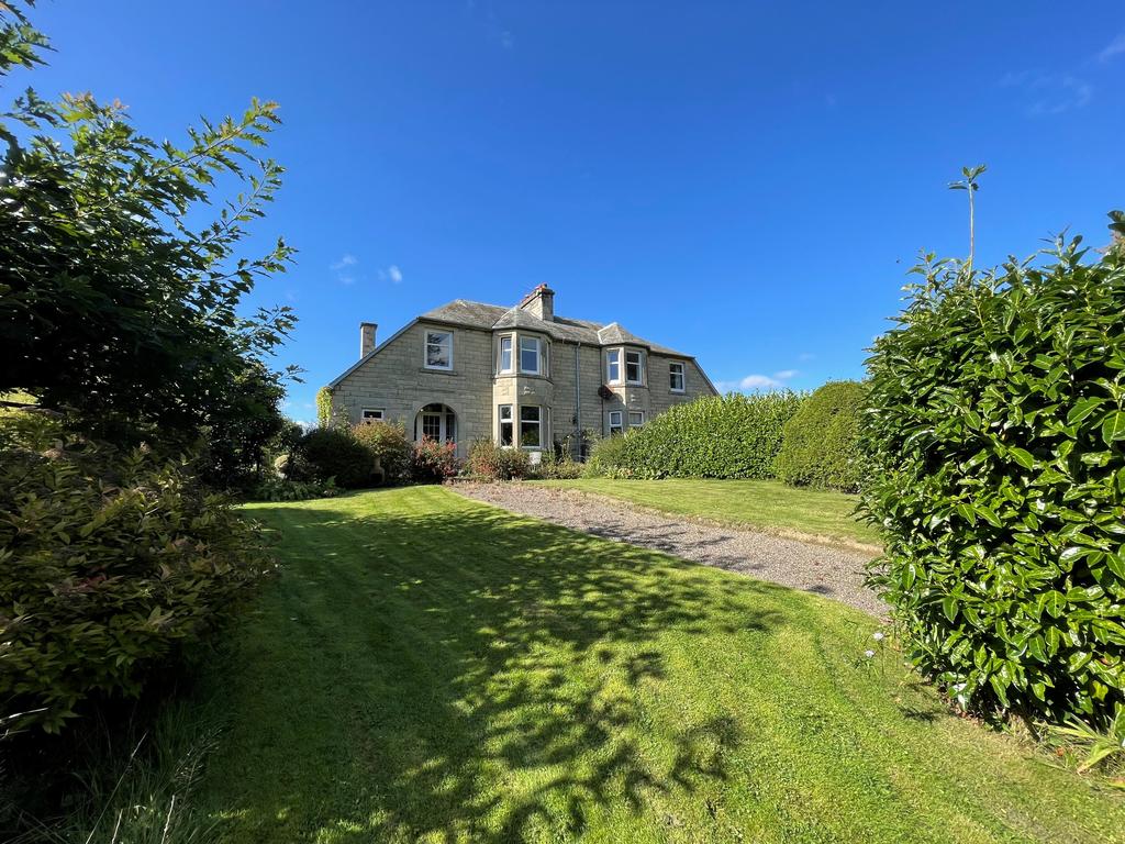 Muirton Bank, Perth PH1 3 bed semidetached house £364,995