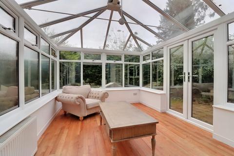 31 Dolphin Close, Linton, Cambridge, CB21 4XA