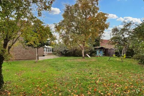 31 Dolphin Close, Linton, Cambridge, CB21 4XA