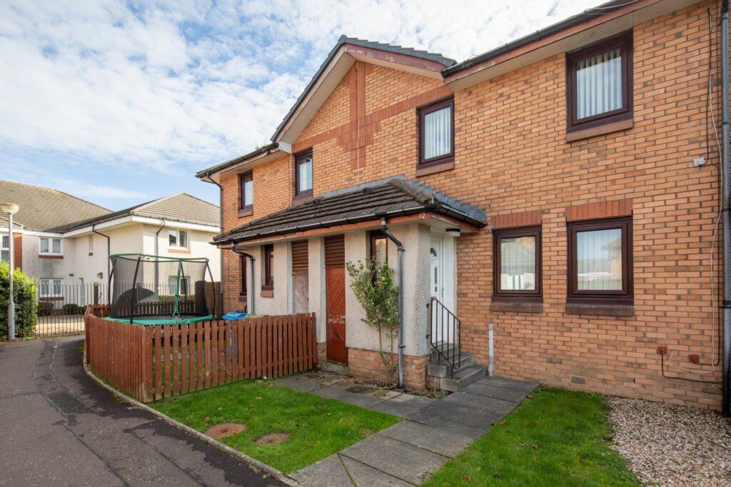 McKay Place, Newton Mearns 3 bed terraced house for sale £189,000