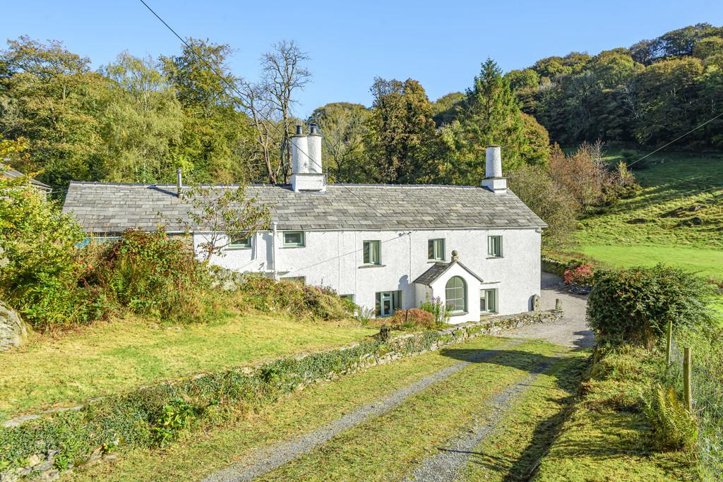 Eller How Cottage, Lindale, GrangeOverSands, Cumbria, LA11 6NA 4 bed