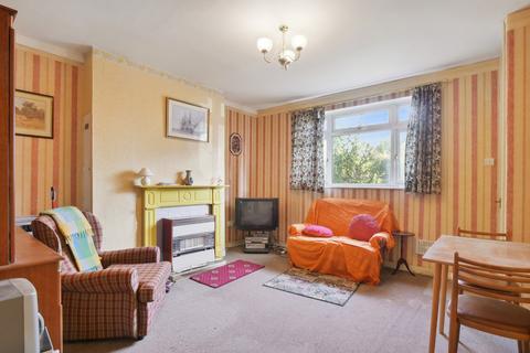 93 Alwold Crescent, London, SE12 9AH