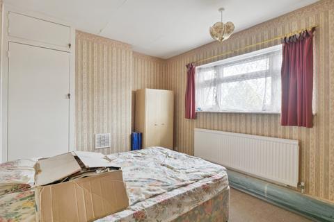 93 Alwold Crescent, London, SE12 9AH