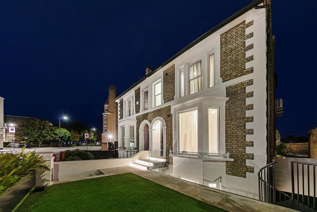 Fulham Road, London, SW6 3 bed semidetached house for sale £3,850,000