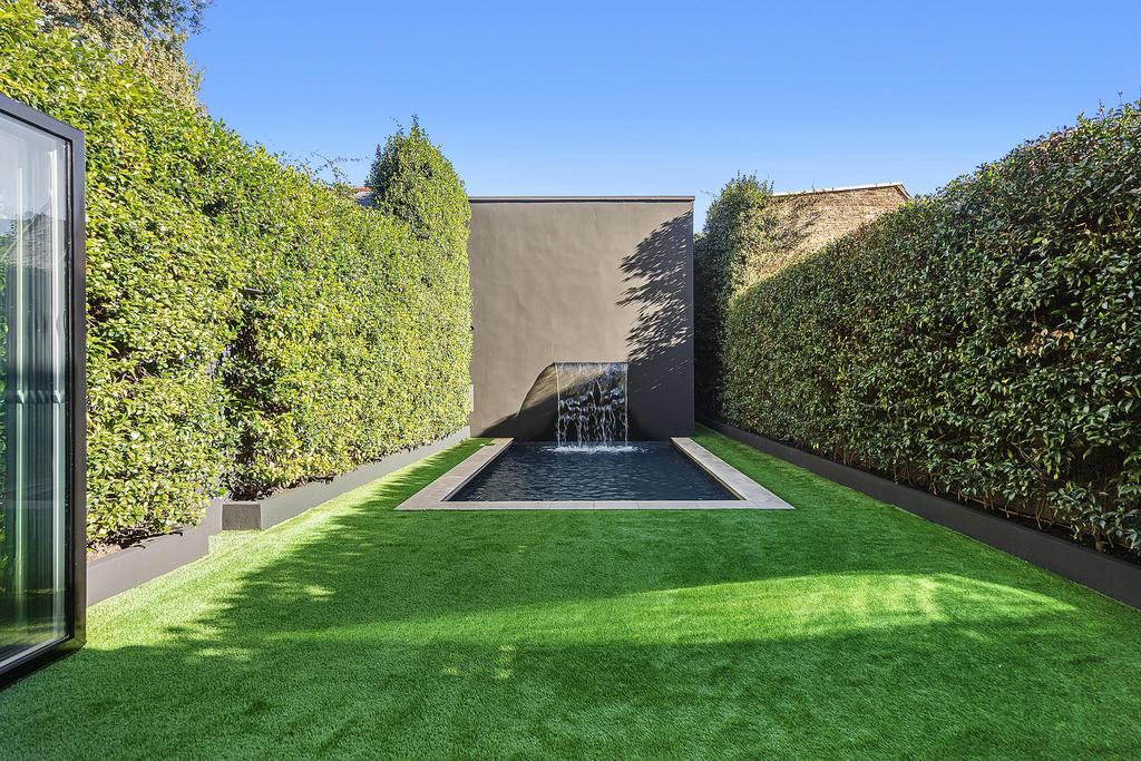 Fulham Road, London, SW6 3 bed semidetached house for sale £3,650,000