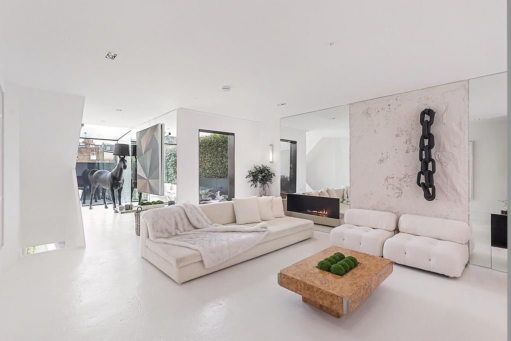Fulham Road, London, SW6 3 bed semidetached house for sale £3,650,000