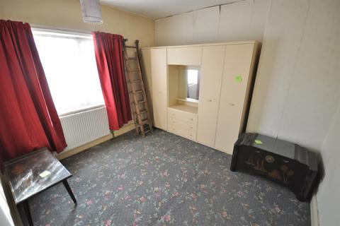 27 Highfield Crescent, Thorne, Doncaster, DN8 4DP
